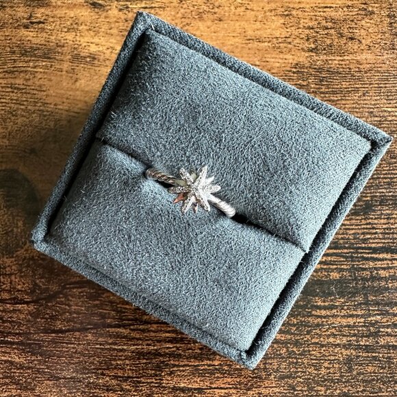 David Yurman Petite Starburst Ring in Sterling Silver w/ Diamonds - Size 5.5 - Picture 4 of 15